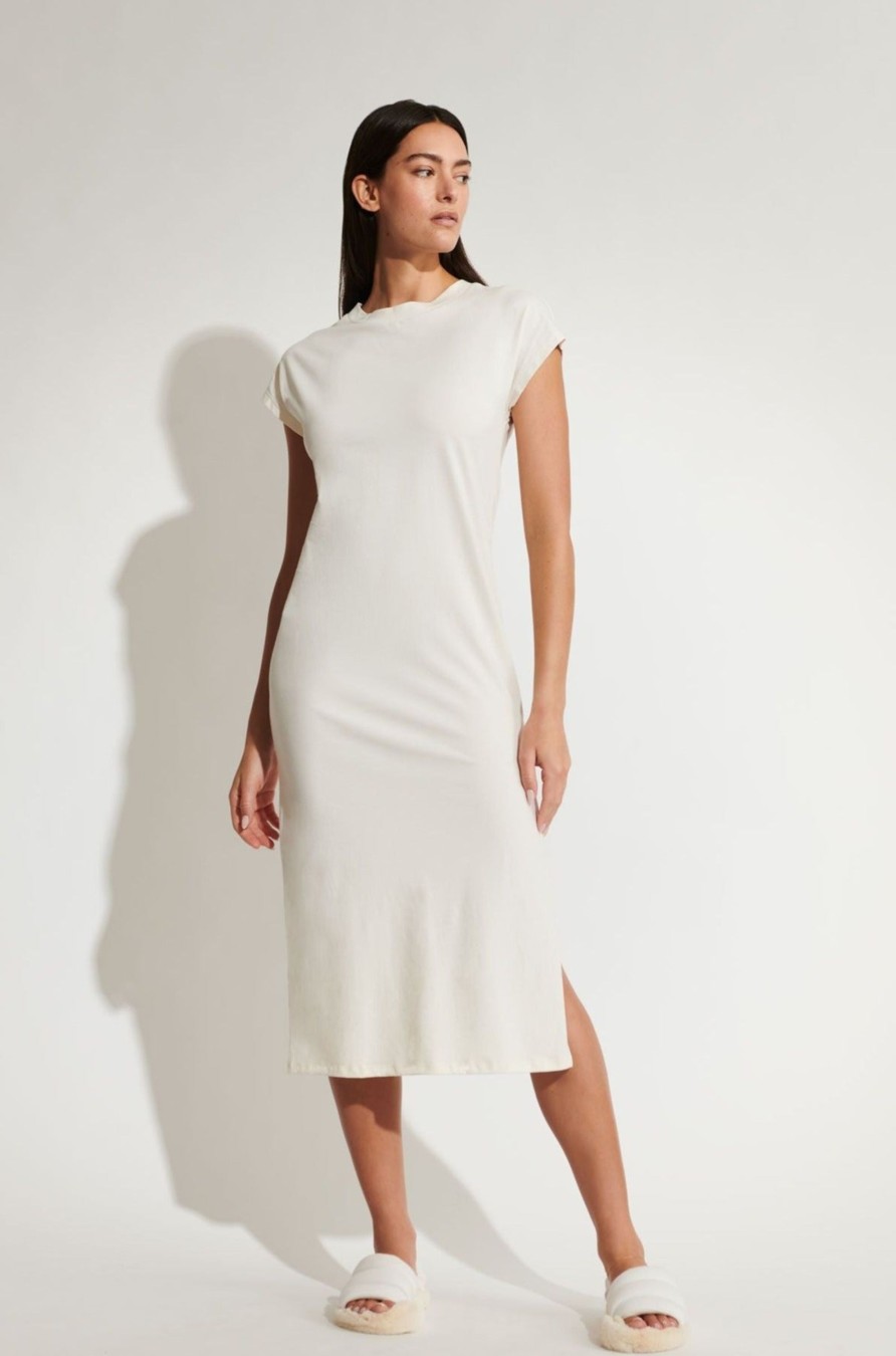 Lounge OSS | Carson T Shirt Dress