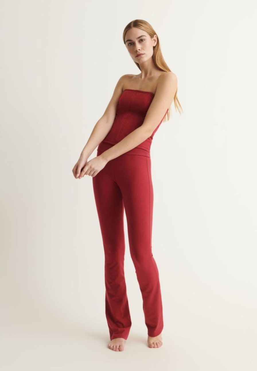 Lounge Skin. Addressing the body. | Body Skinny Pant